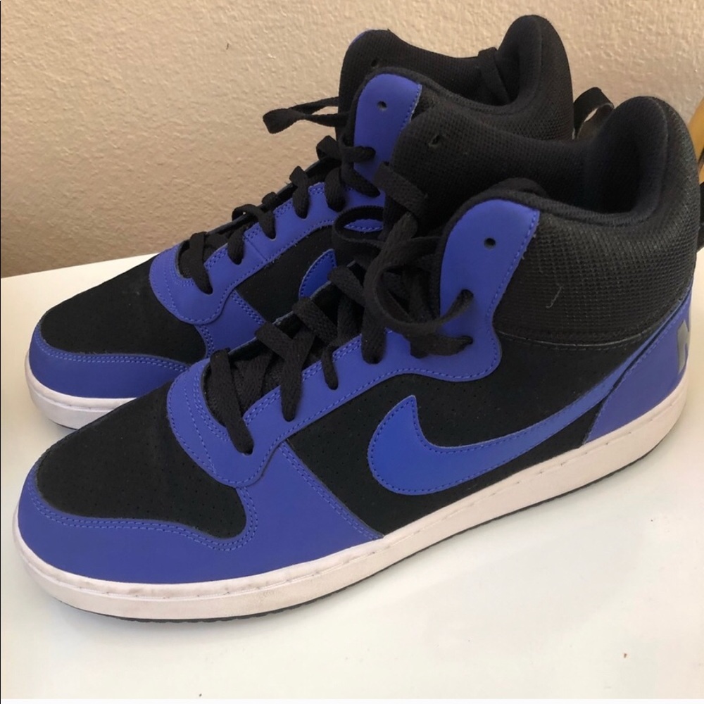 Nike court